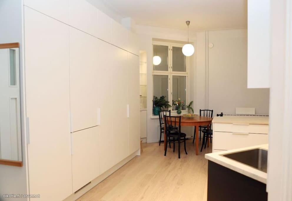 Corner Apartment Хельсинки Экстерьер фото